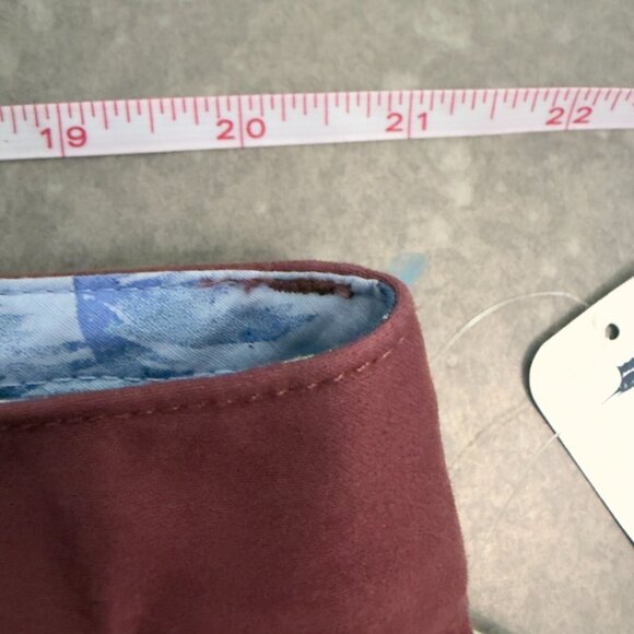 Tommy Bahama Boracay 8" Shorts – Napa Red – Size 40 (NWT) - Picture 15 of 15